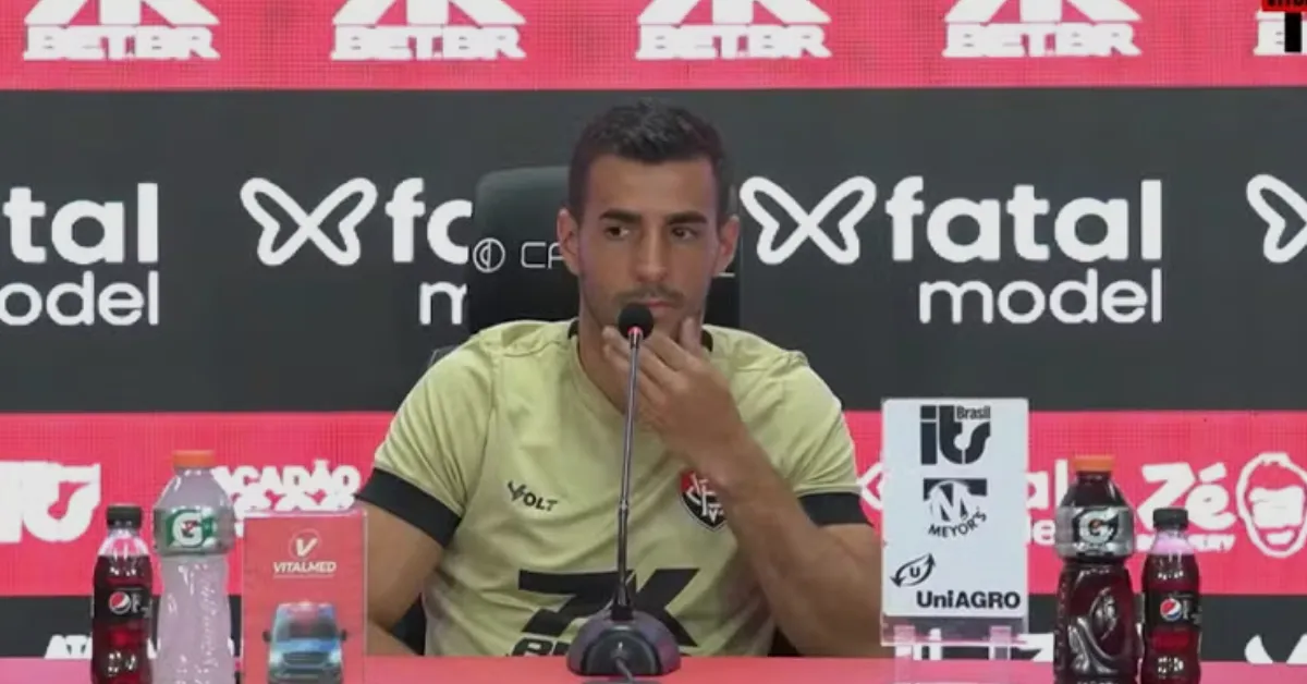 Raúl Cáceres: Desafios, Liderança e Objetivos no Vitória