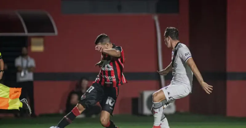 Edmundo Detona Pedrinho: Vasco Afunda e Torcida se Revolta