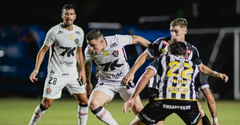 Vitória vs Santos: Análise Tática da Derrota, Defesa Vulnerável e Ataque Ineficaz