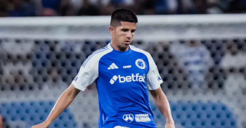 Vitória mira Gamarra do Cruzeiro: Análise da Busca por Reforços