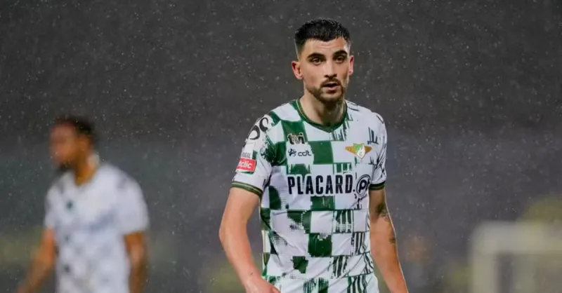 Vitória Anuncia Rúben Ismael: O Volante Português Que Pode Mudar o Jogo no Brasileirão