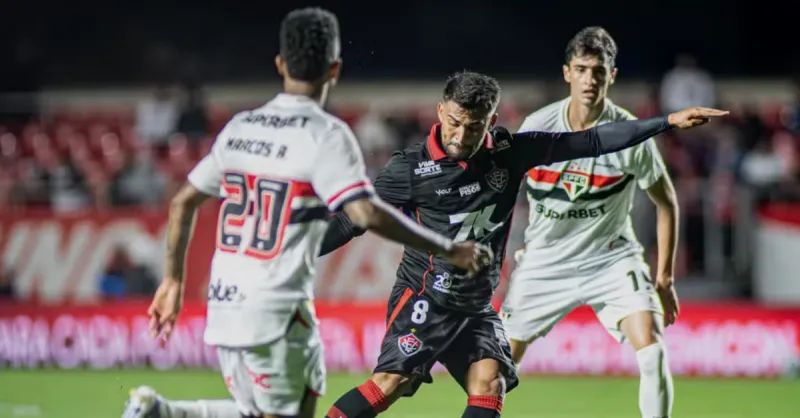Vitória: Zé Marcos e Ronald Fora do Jogo Contra Juventude - Impacto e Desafios