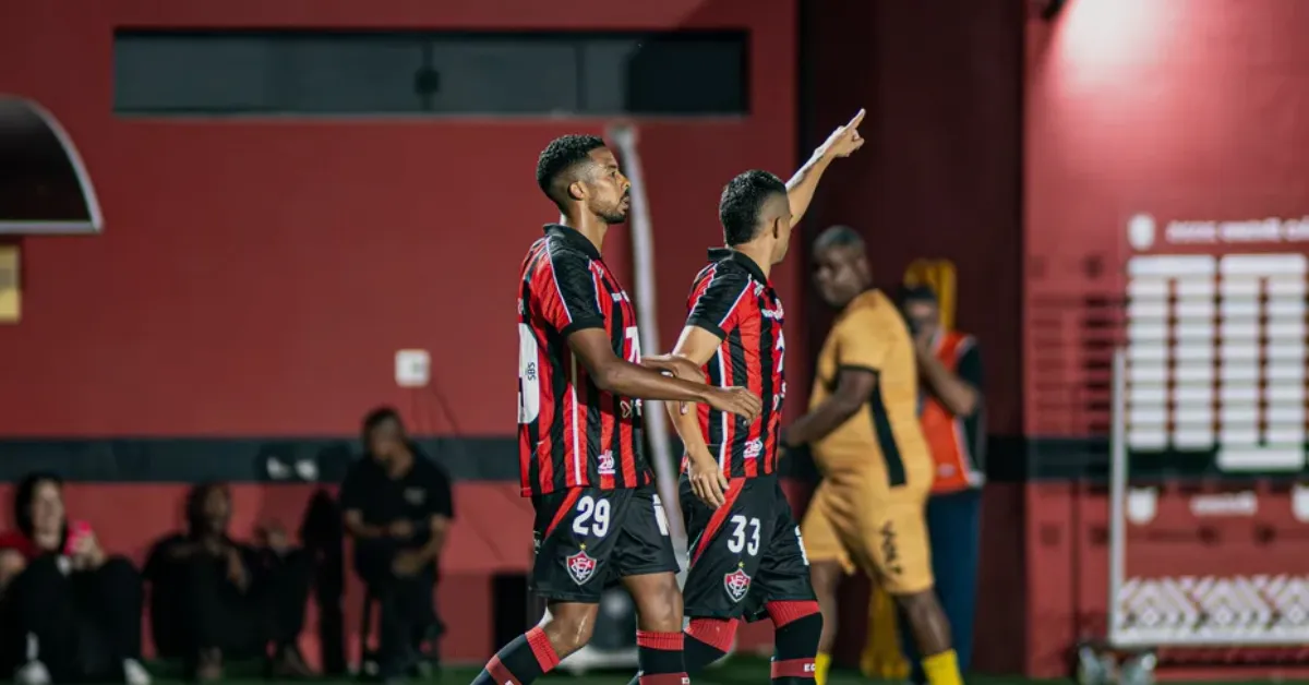 Vitória Triunfa na Série A: Análise da Virada Rubro-Negra e Queda do Rival