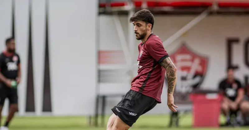 Vitória: Retorno de Rúben Ismael e Kike Saverio em Jogo Chave Contra Ceará
