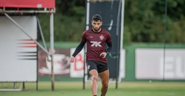 Pepê e Lucas Braga: O fim da linha no Vitória? Saiba tudo sobre as saídas