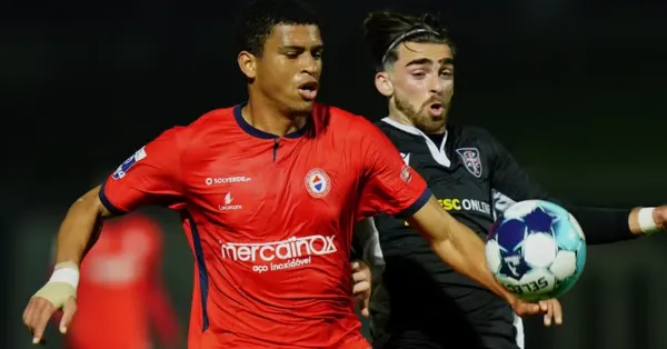 Vitória: Caio Marcelo Fora, Nova Busca por Zagueiro Experiente para 2026