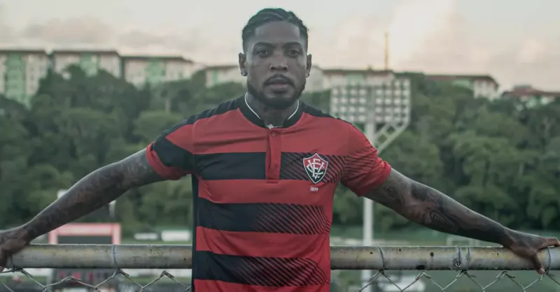 Marinho no Vitória: Retorno Triunfal do Atacante ao Barradão
